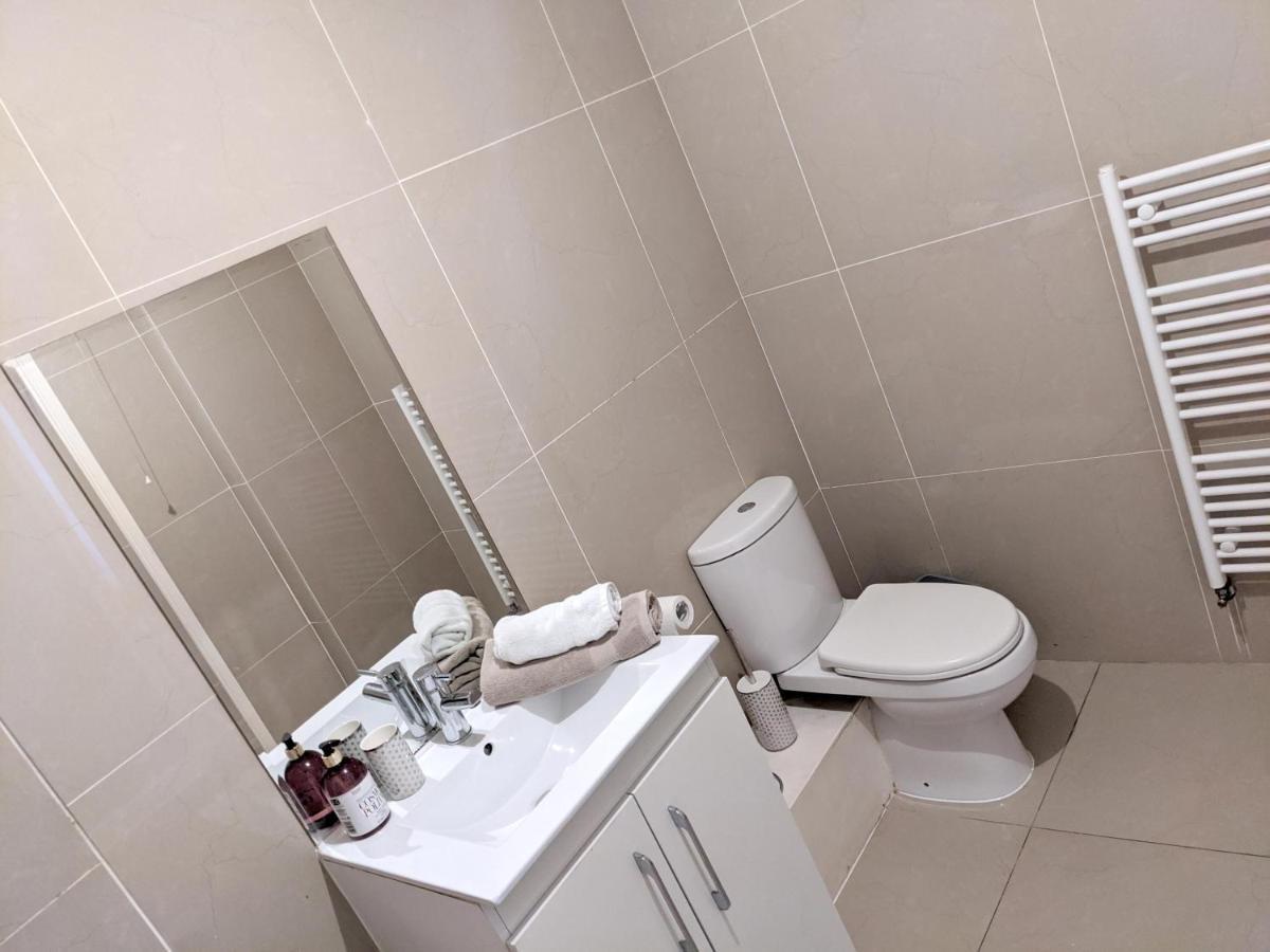 كامبريدج Koala & Tree - Renovated 2 Bed Apartment In City Centre - Short Lets & Serviced Accommodation Cambridge المظهر الخارجي الصورة
